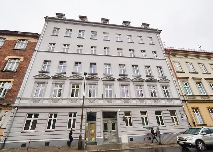 Unique Brick 3 - Old Town & Market Square